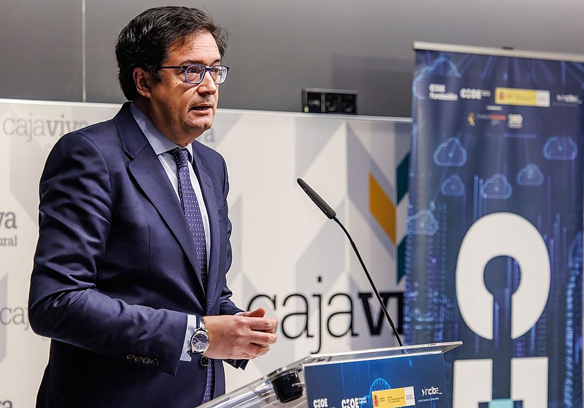 El ministro y secretario general del PSOE de Madrid, Óscar López