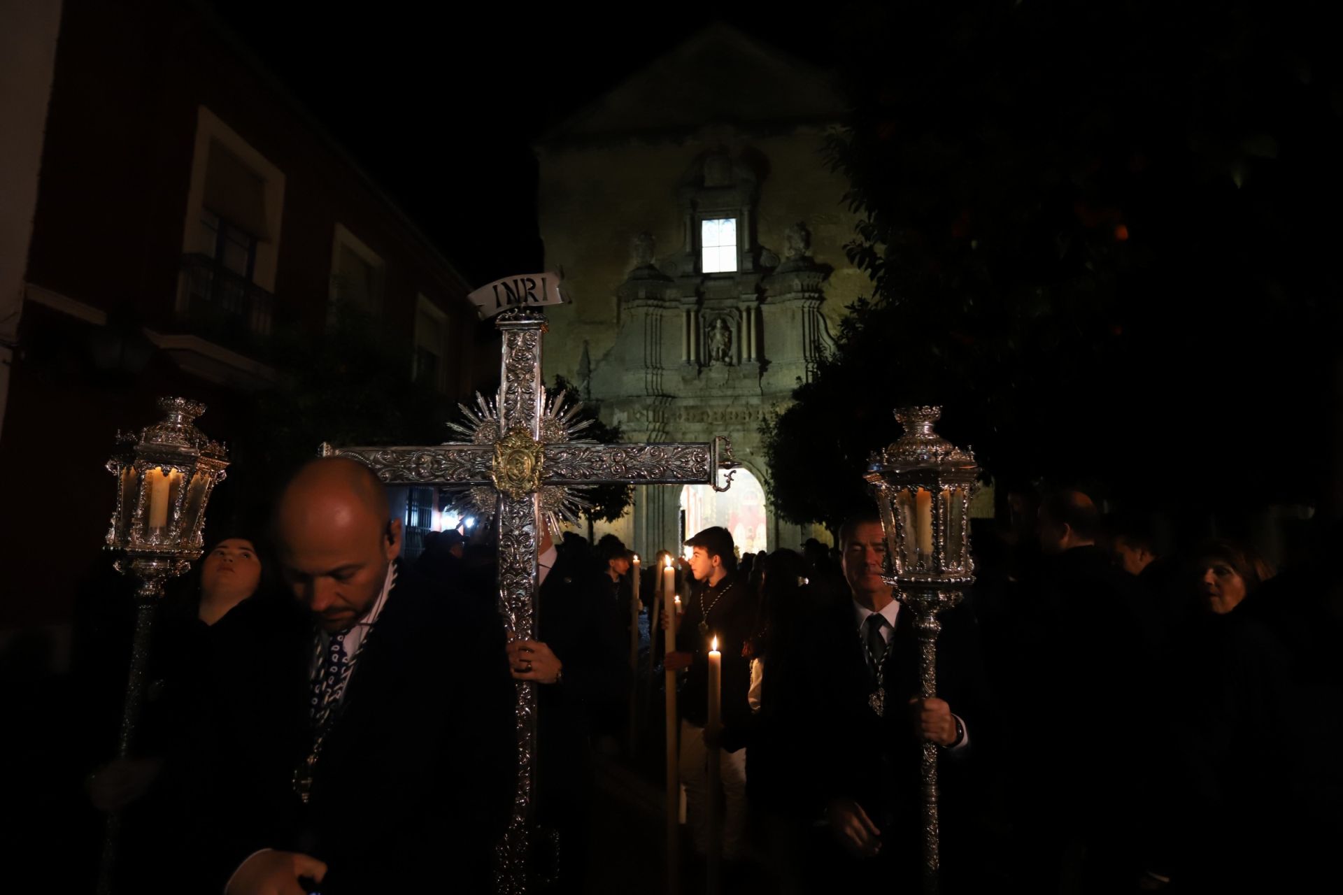 La misa y el rosario vespertino con la Virgen de la Candelaria de Córdoba, en imágenes
