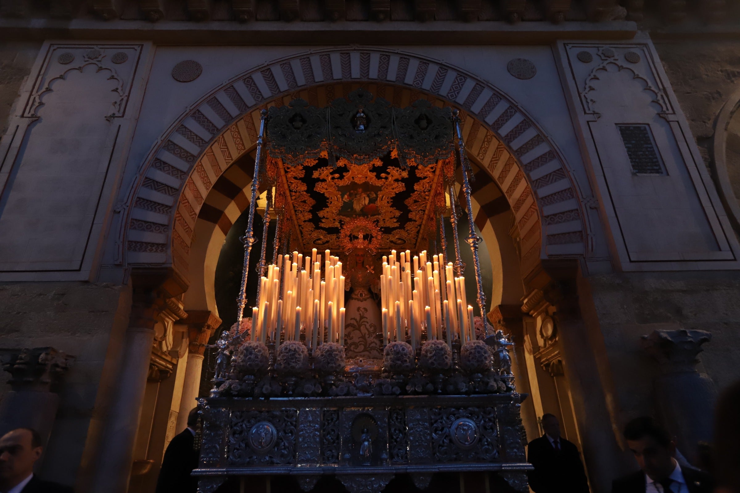 La procesión de la Virgen de la Candelaria de Córdoba, en imágenes