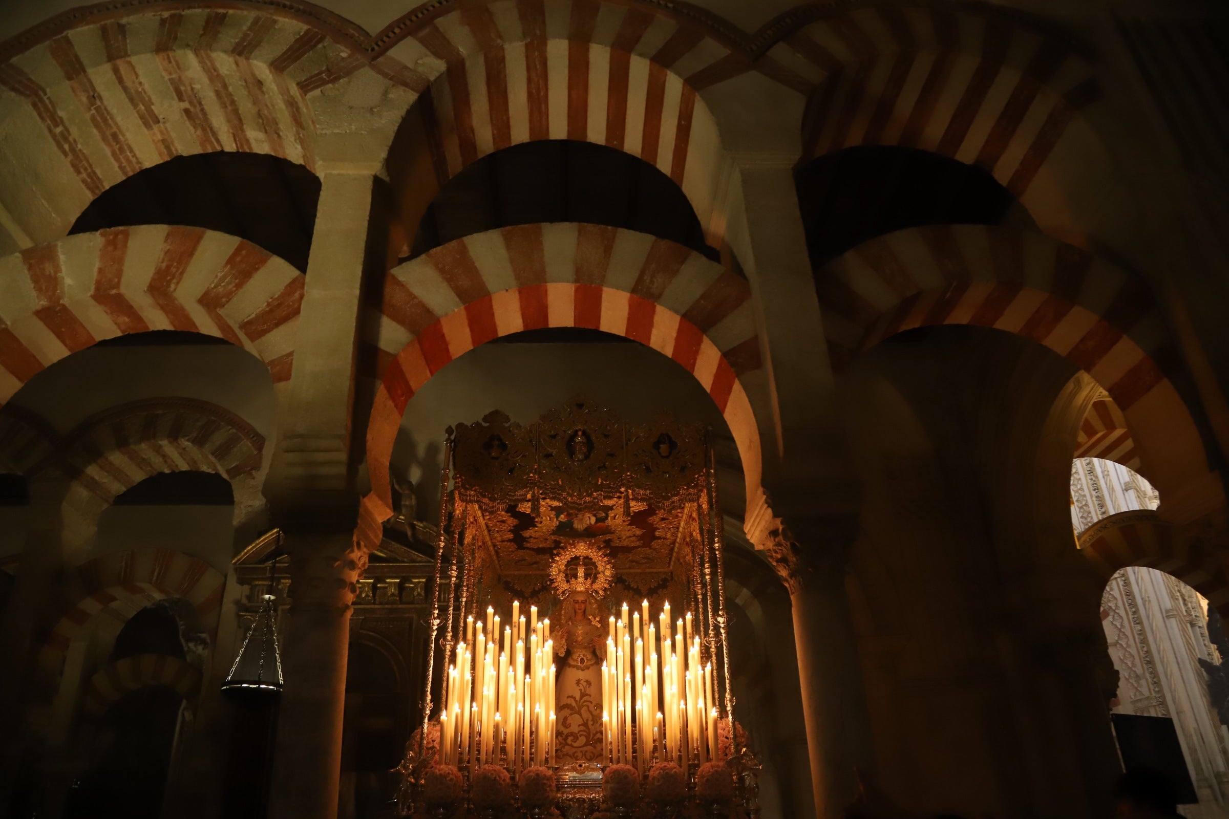 La procesión de la Virgen de la Candelaria de Córdoba, en imágenes