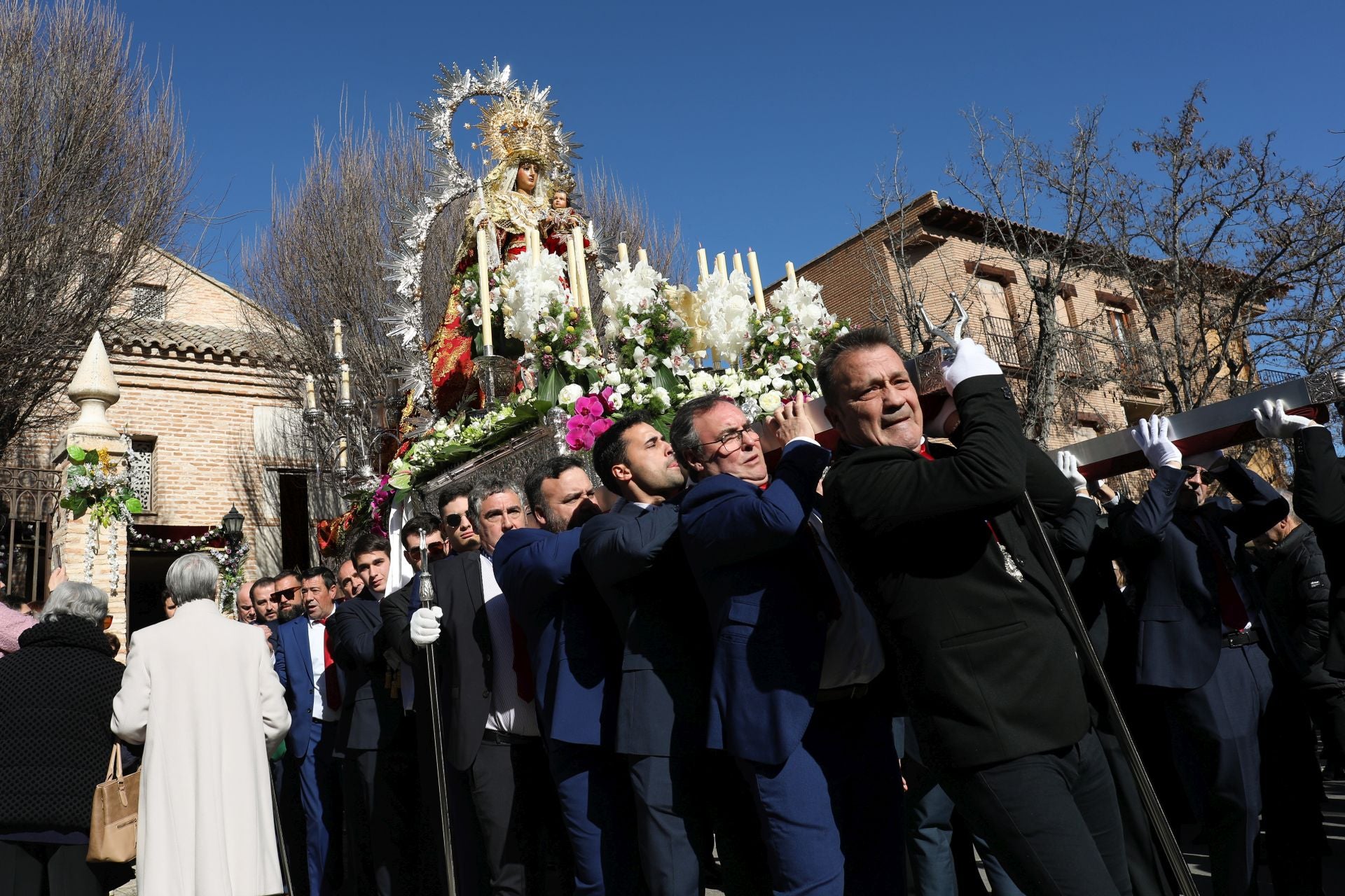 Los barrios de San Antón y Azucaica de Toledo celebran la Candelaria