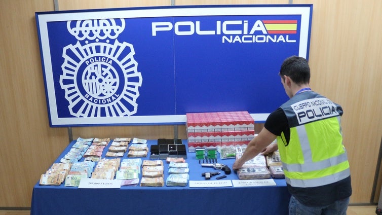 Cae una banda armada con 23 detenidos por cocaína, marihuana, anabolizantes y tabaco de contrabando en Valencia