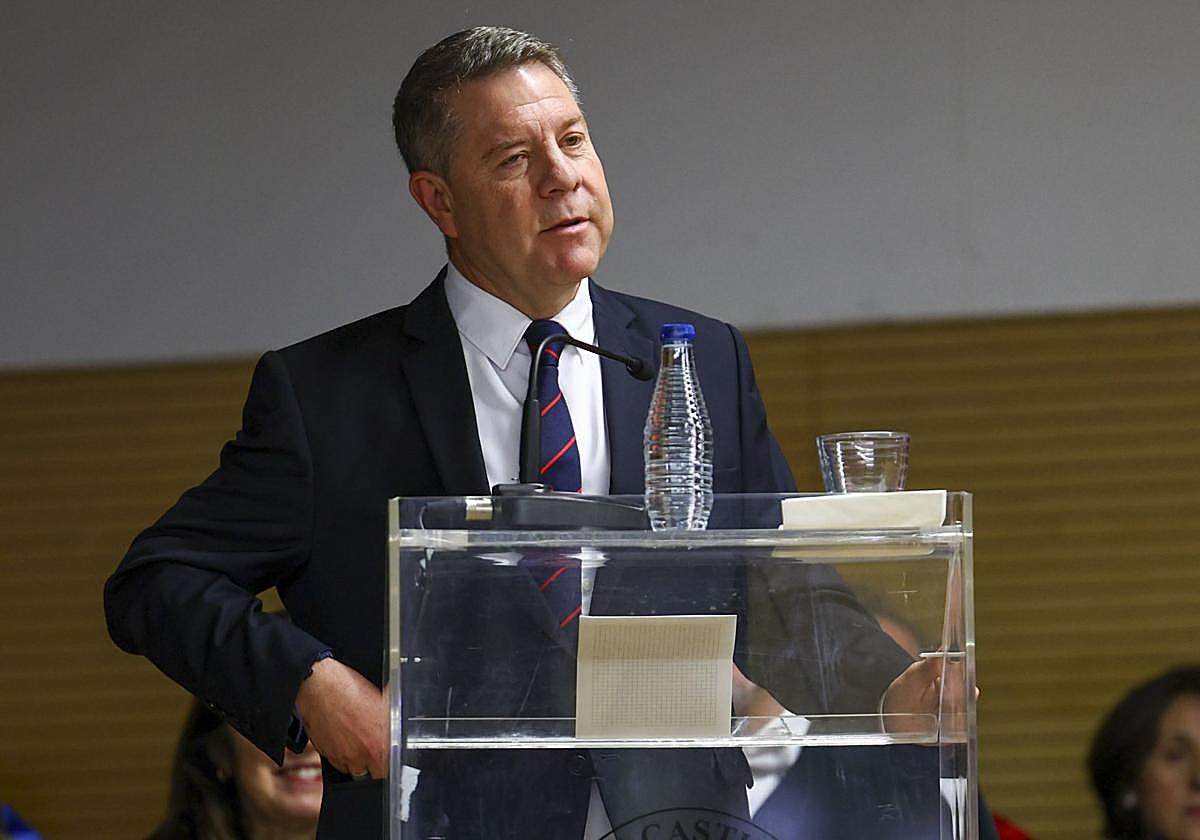 El presidente de Castilla-La Mancha, Emiliano García-Page, preside el acto de investidura del rector de la Universidad de Castilla-La Mancha (UCLM)