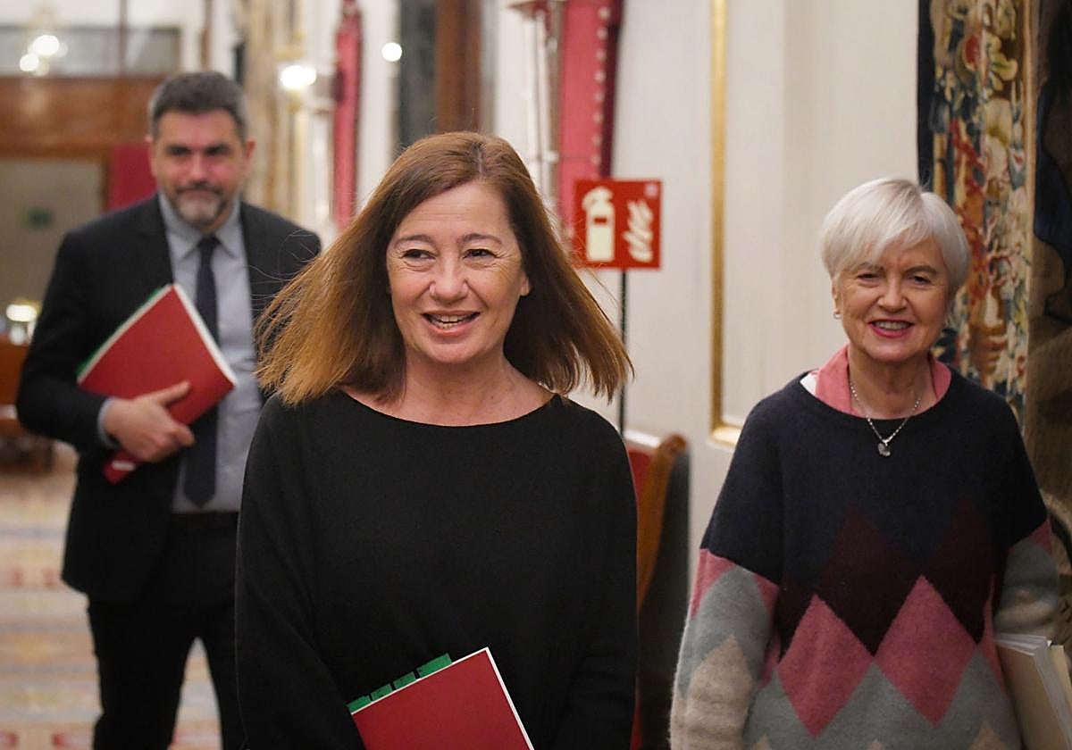 La presidenta del Congreso, Francina Armengol, a su llegada este martes a la reunión de la Mesa de la Cámara Baja