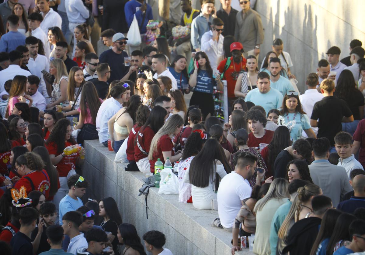 Botellón durante la última Feria de Córdoba