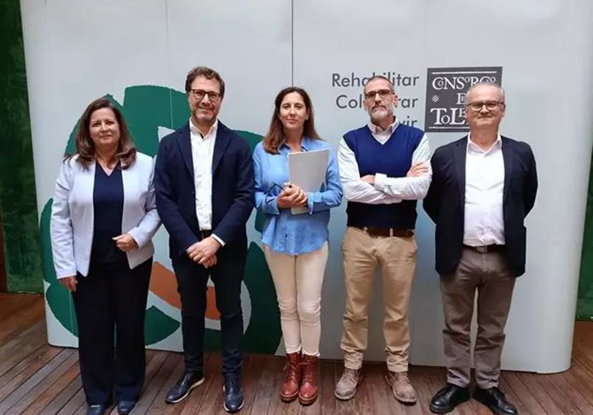 Rafael Elvira, a la derecha, en un acto del Consorcio de la Ciudad de Toledo