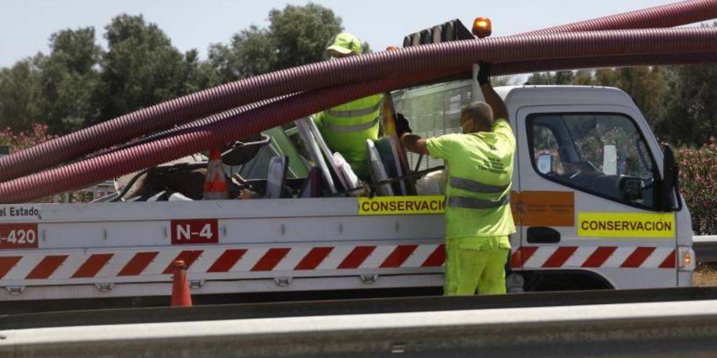 Tres heridos tras una colisión entre tres furgonetas y dos camiones en la A-4 en Córdoba