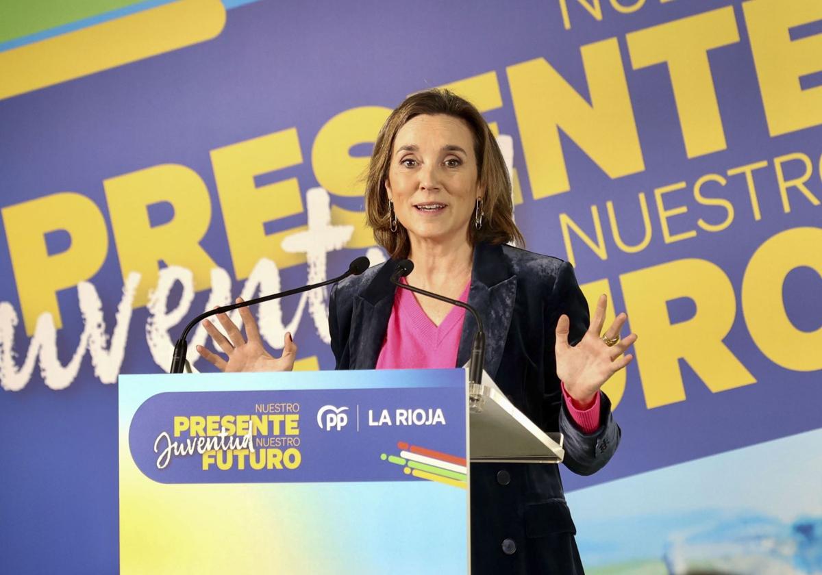 Cuca Gamarra, secretaria general del PP, en un acto en La Rioja