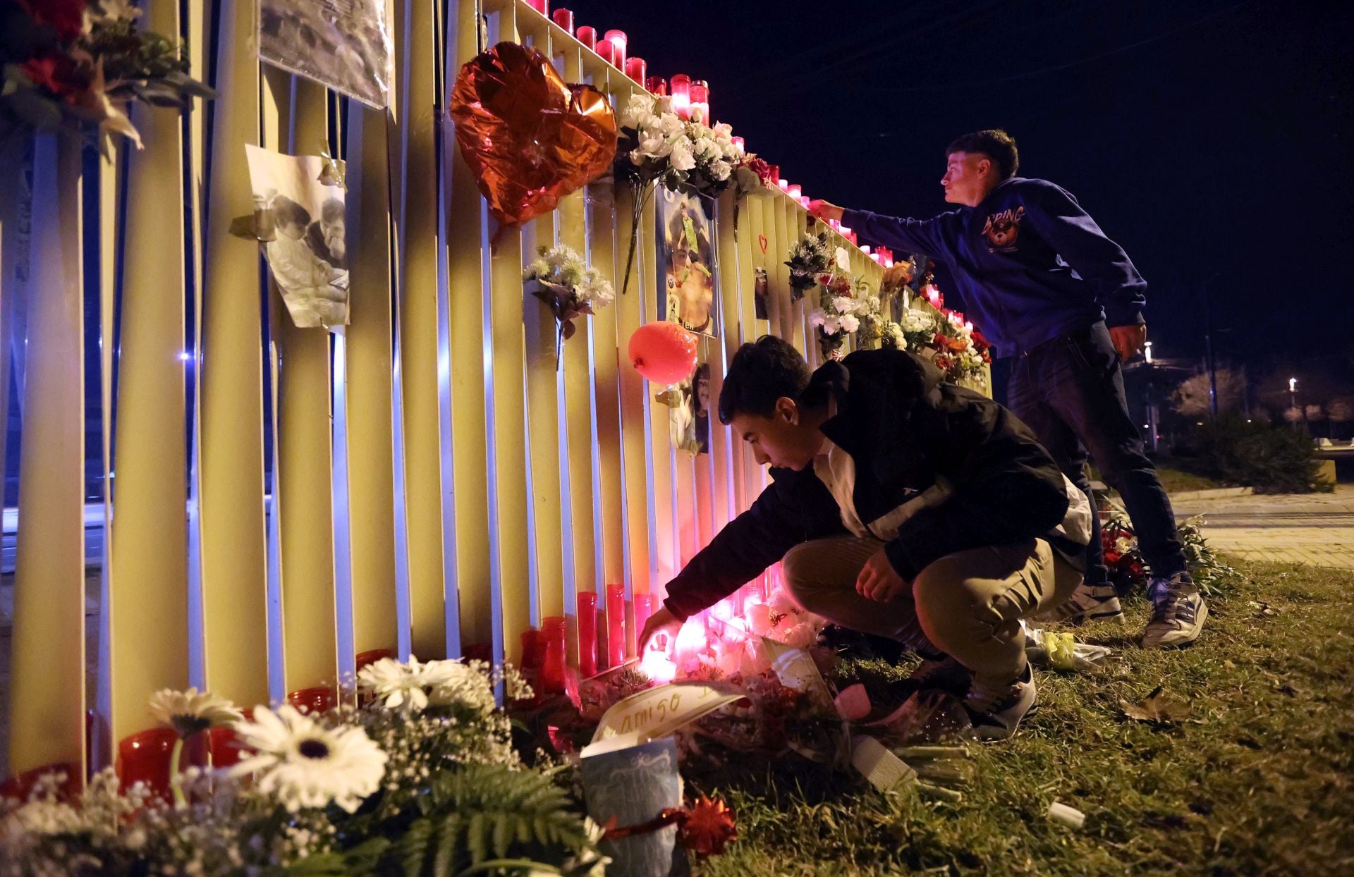 En imágenes, el emotivo recuerdo al joven asesinado en El Arenal