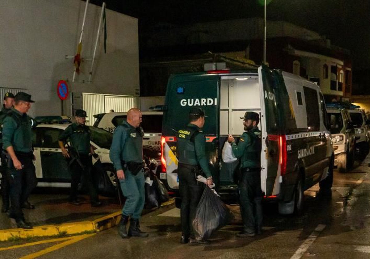 La Guardia Civil, en Barbate