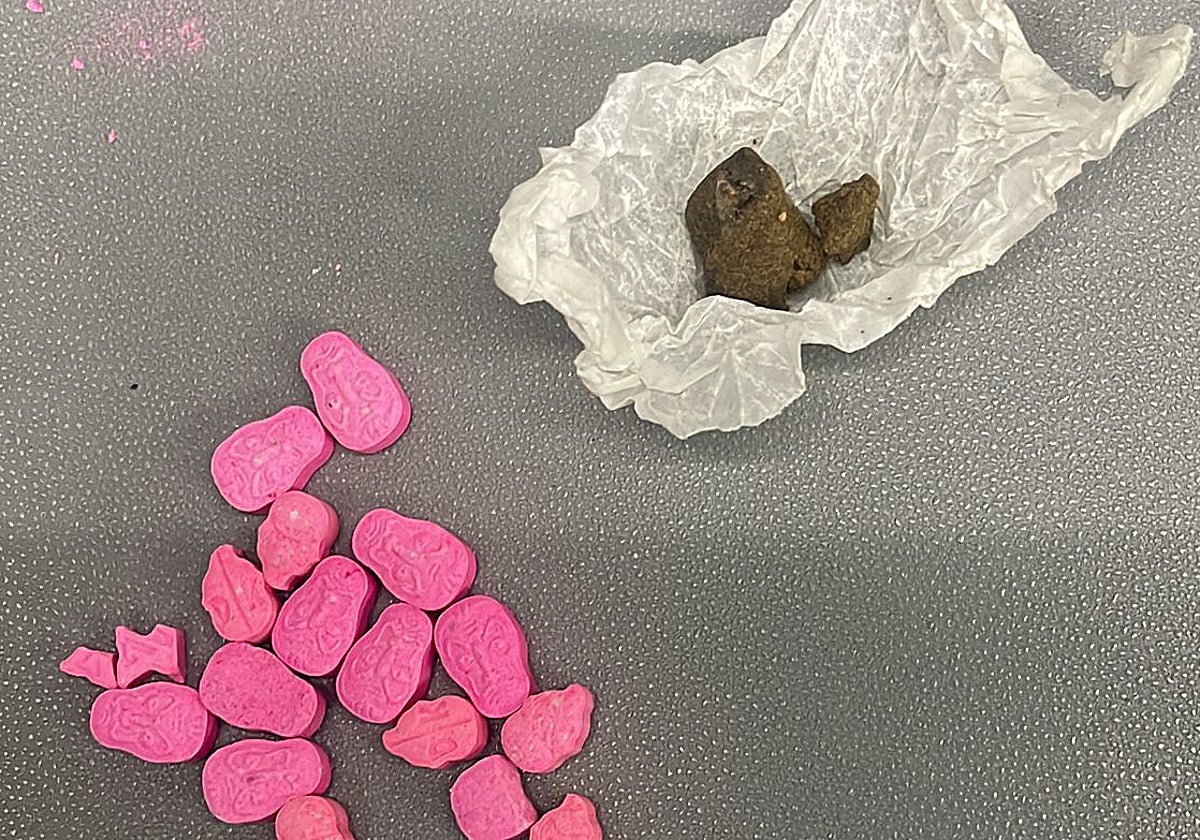 La Policía tira de humor para hallar al «narcotraficante» que &#039;olvidó&#039; droga en un bus de Valladolid: «Llámanos, te ofrecemos atención personalizada»