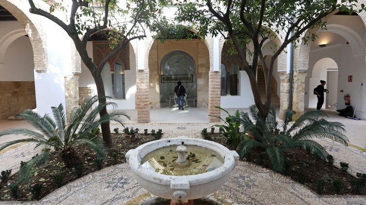 Depósitos de atmosfera controlada y una sala de 'resurrección': la sorprendente reapertura del Archivo Municipal de Códoba