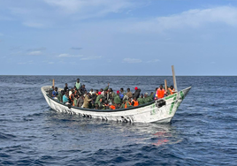 Rescatados varios cayucos en El Hierro y Tenerife con más de 228 migrantes