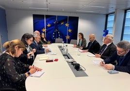 El Gobierno de Mazón reclama en Bruselas las cláusulas espejo a las importaciones agrarias para «la seguridad de los alimentos»