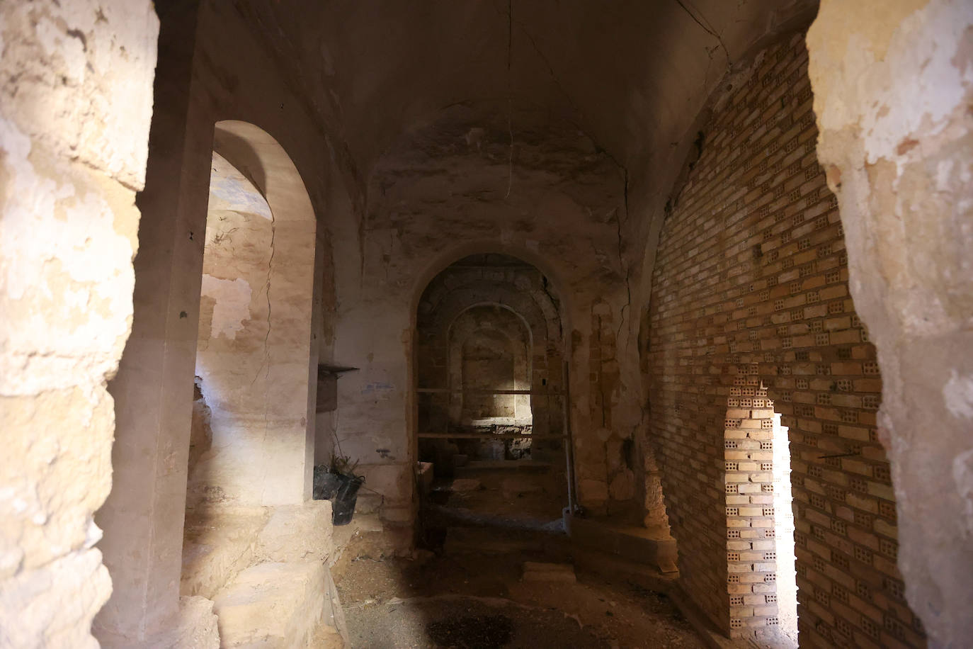 El comienzo de las obras en el convento de Santa Clara de Córdoba, en imágenes