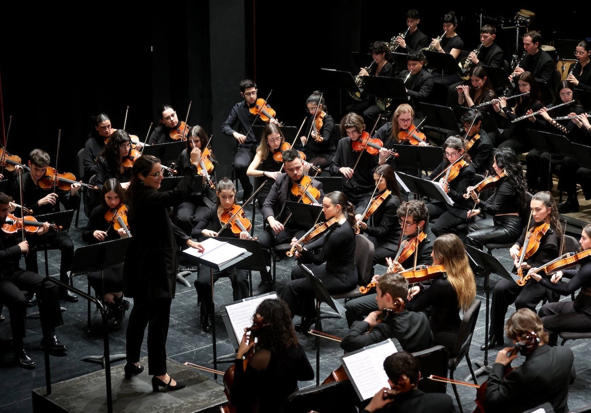 El primer concierto de la Orquesta de la Universidad de Córdoba, en imágenes