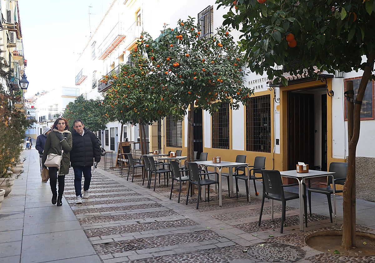 Terraza de la taberna de la Sacristía, situada en Santa Marina