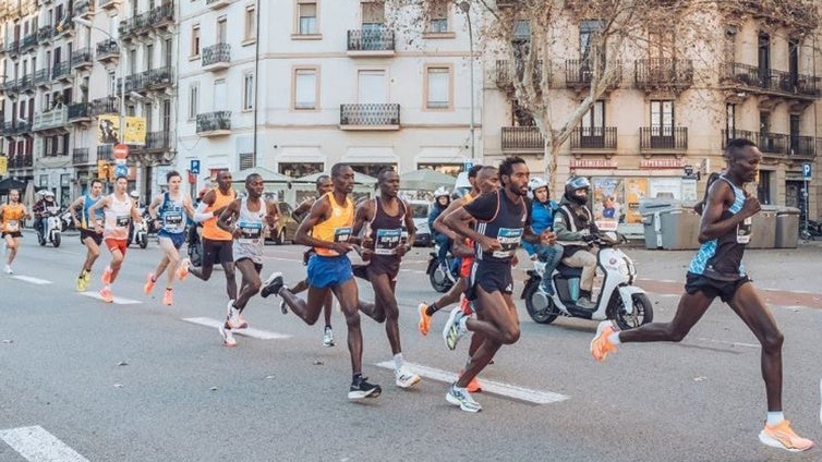 Media Maratón Barcelona 2025: horario, recorrido y cortes de tráfico previstos para el domingo