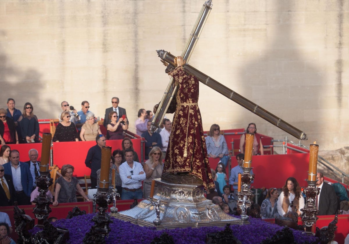 Jesús Nazareno, en la carrera oficial de la Semana Santa de Córdoba