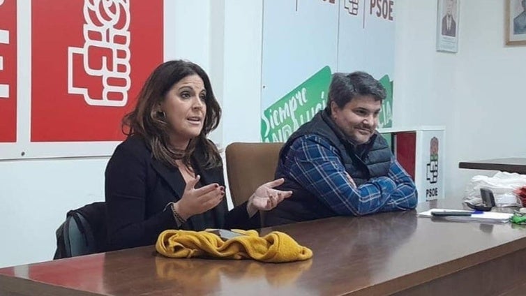 Manuel Lozano se retira de la carrera a la Secretaría General del PSOE de Jaén y apoya la candidatura de Ángeles Férriz