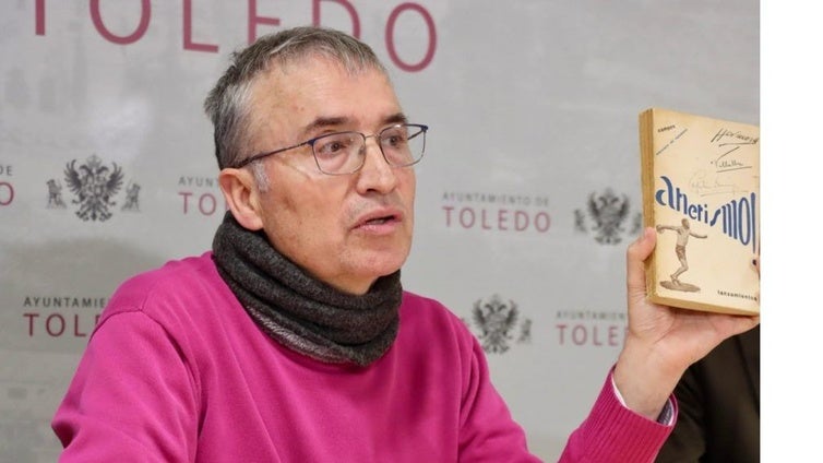 El archivero municipal 'ficha' por el Archivo de Villa: «En Toledo me he sentido la persona más afortunada del mundo»