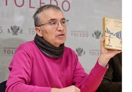 El archivero municipal 'ficha' por el Archivo de Villa: «En Toledo me he sentido la persona más afortunada del mundo»