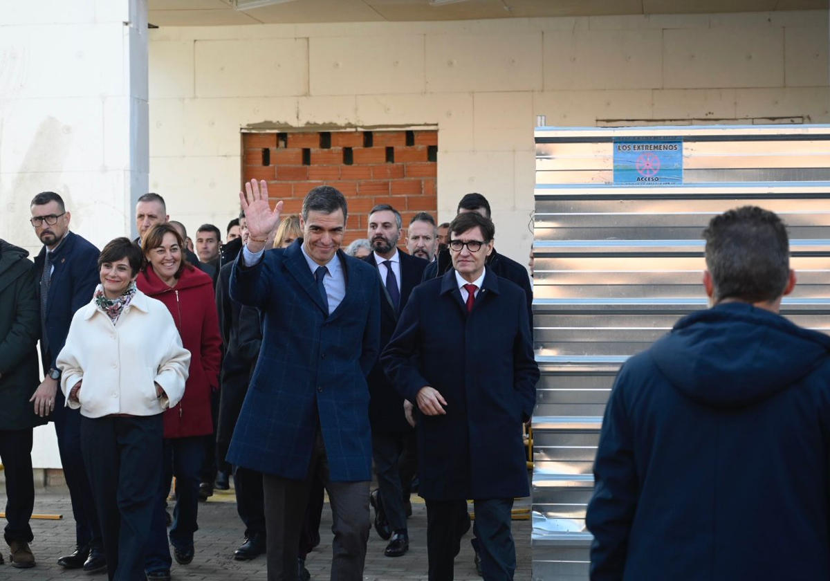 Pedro Sánchez y Salvador Illa, hoy, en San Boi de Llobregat (Barcelona)