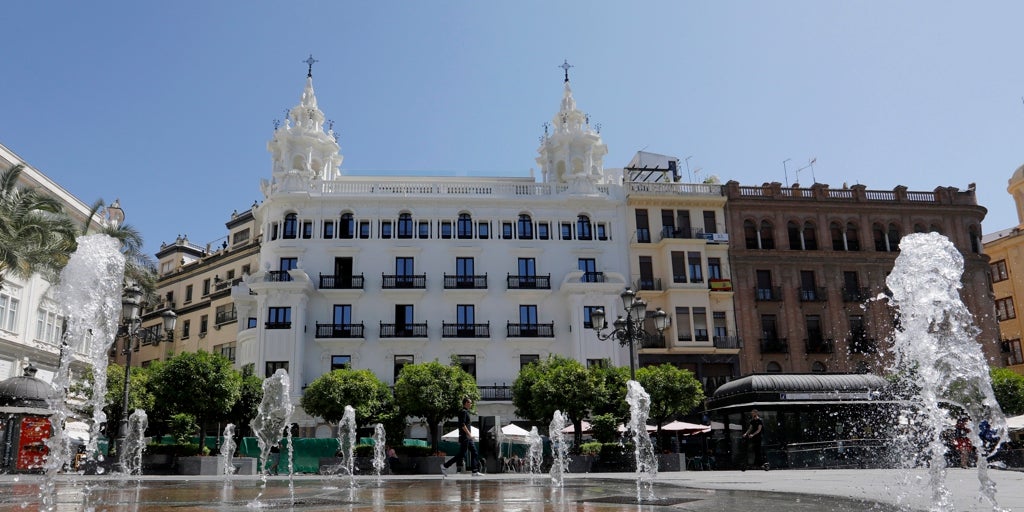 Esto es lo que cuesta dormir en una casa-palacio de Córdoba: convertido en hotel y entre los mejores de España