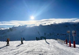 El mejor fin de semana para esquiar de la temporada: las estaciones  ofrecen casi 750 kilómetros de nieve