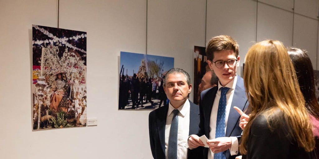 'Herencia, luz y fe', la fotografía cofrade llega al Palacio de la Merced de Córdoba