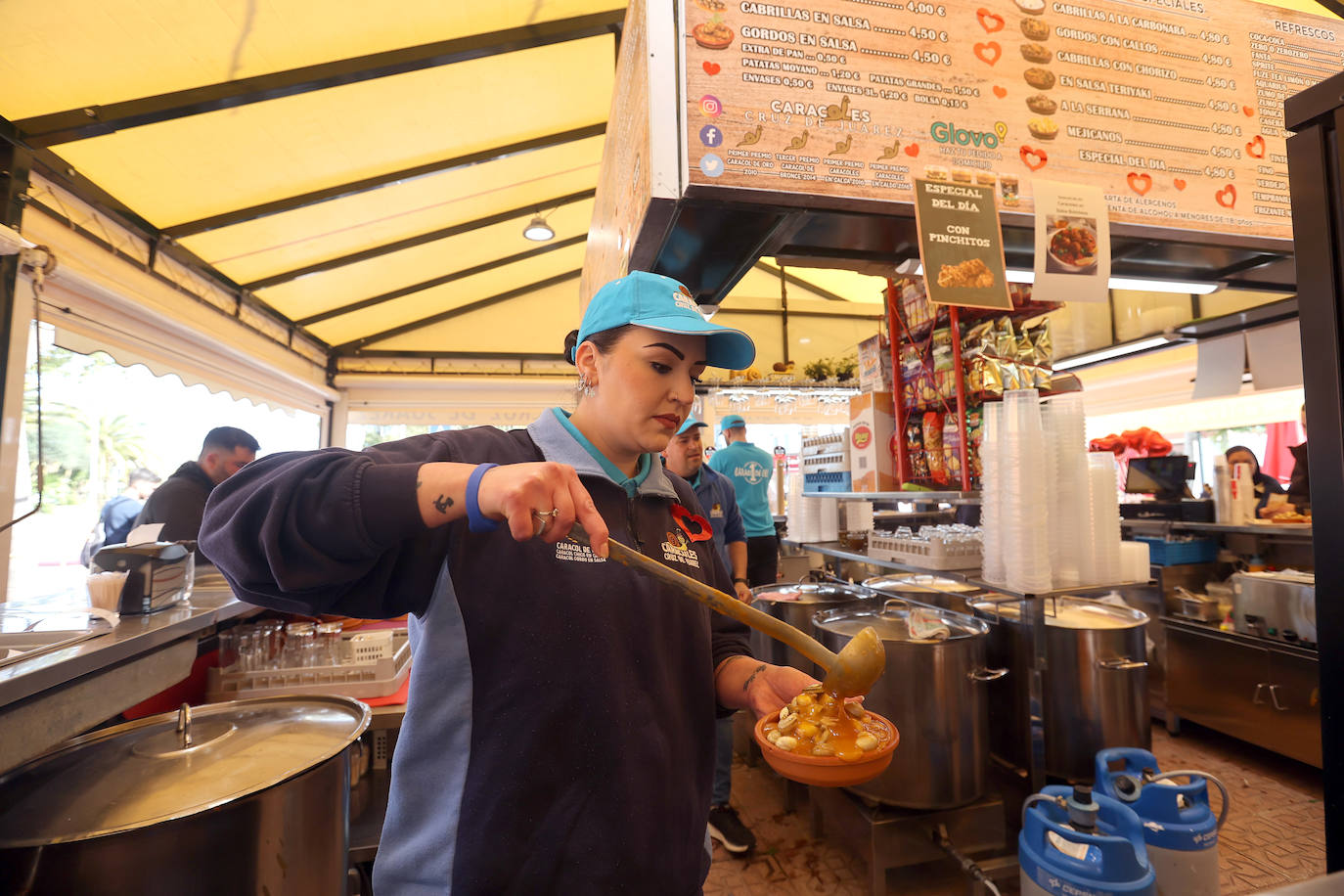 La esperada apertura de los puestos de caracoles en Córdoba, en imágenes