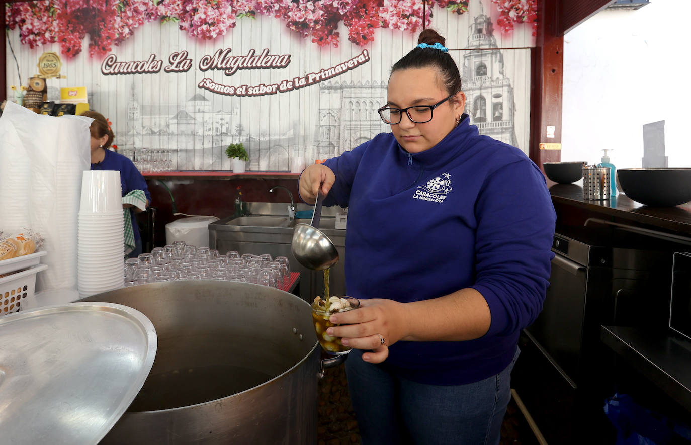 La esperada apertura de los puestos de caracoles en Córdoba, en imágenes