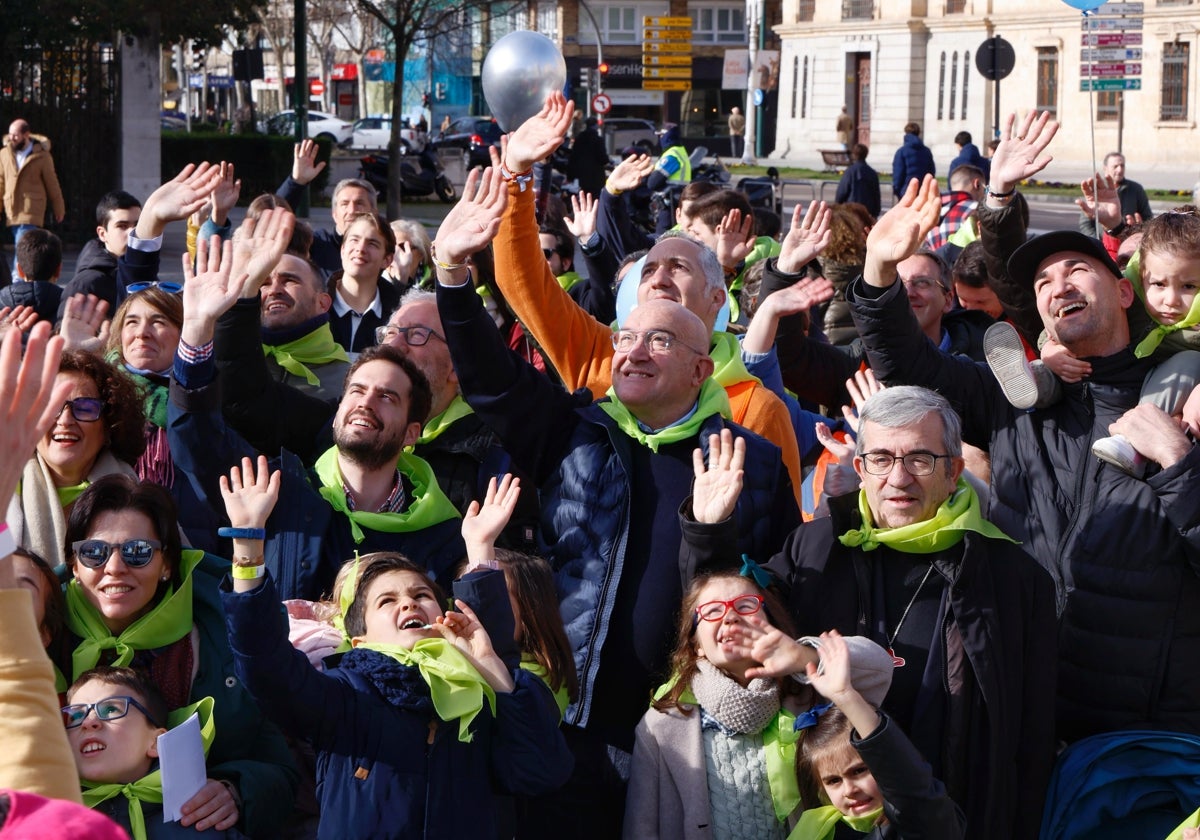 El alcalde de Valladolid, Jesús Julio Carnero, y el arzobispo de Valladolid, Luis Argüello, participan en la primera edición del Día de las Familias