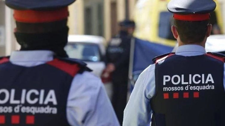 Detenido un hombre de 18 años por el atraco con violencia a una joyería de Barcelona