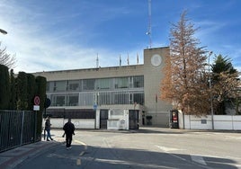 Registran la sede de la Policía Local de Granada para buscar pruebas de los presuntos amaños en oposiciones al cuerpo