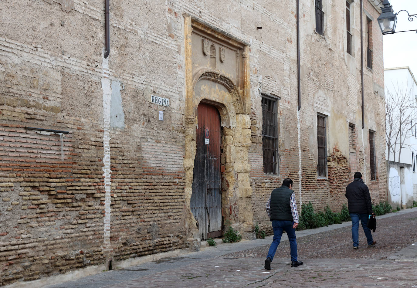 Comienza la restauración del convento de Regina de Córdoba, en imágenes