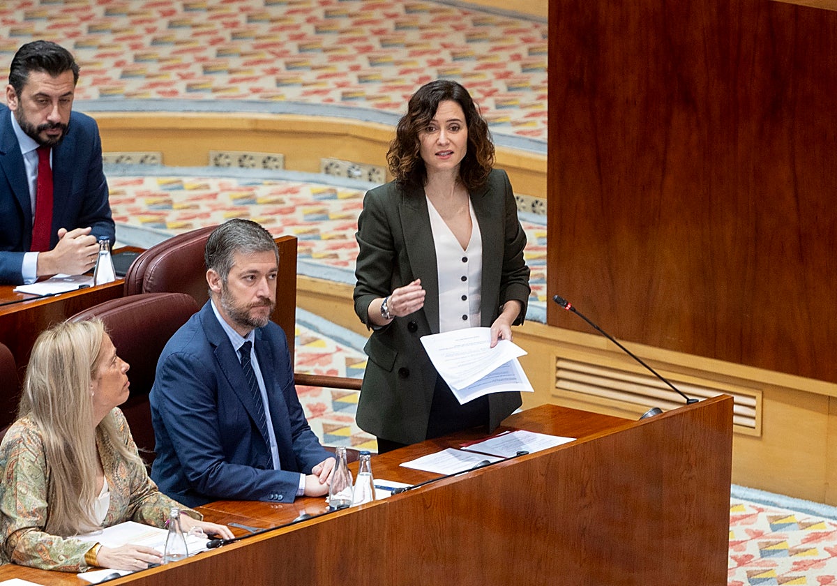 La presidenta de la Comunidad de Madrid, Isabel Díaz Ayuso, durante el pleno en la Asamblea de Madrid