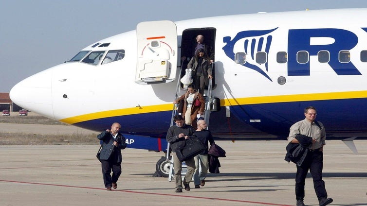 Ryanair asegura que propuso a Puente aumentar un 250% la cifra de pasajeros en Valladolid si Aena rebajaba tasas