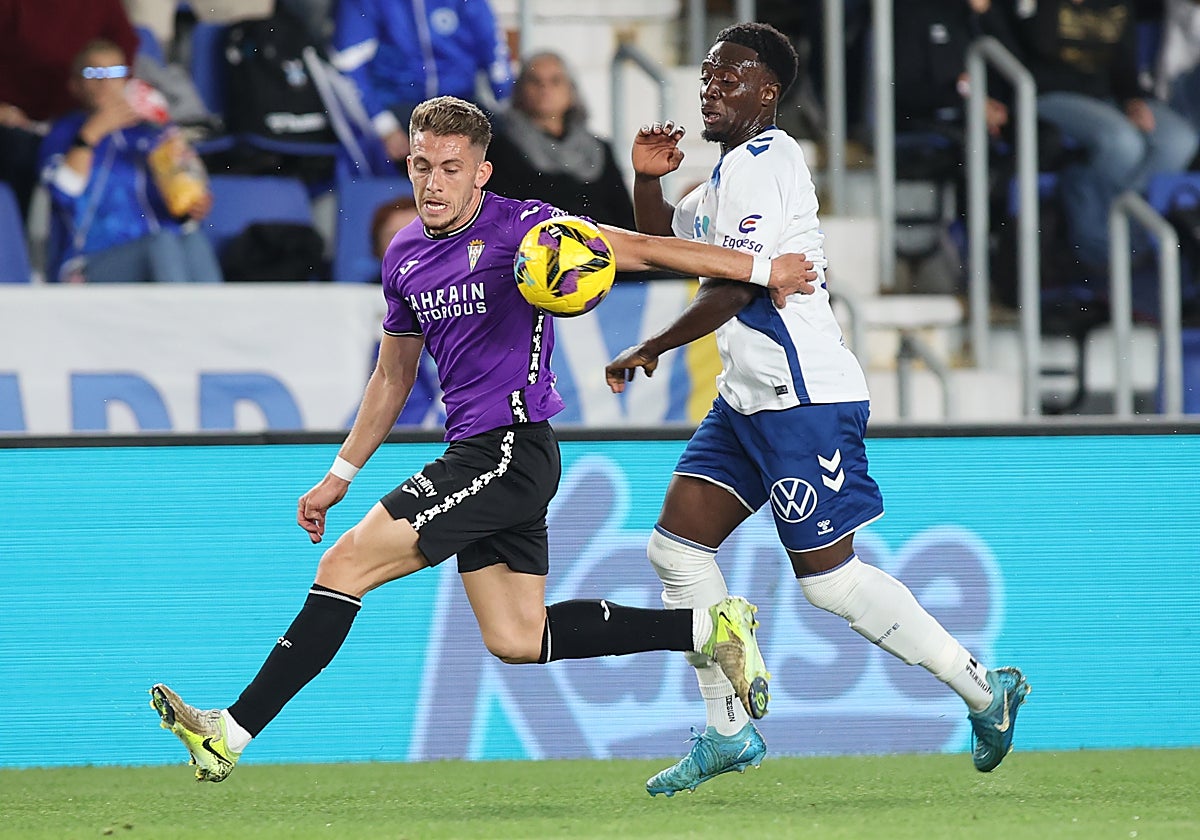 Isma Ruiz durante su partido ante el Tenerife