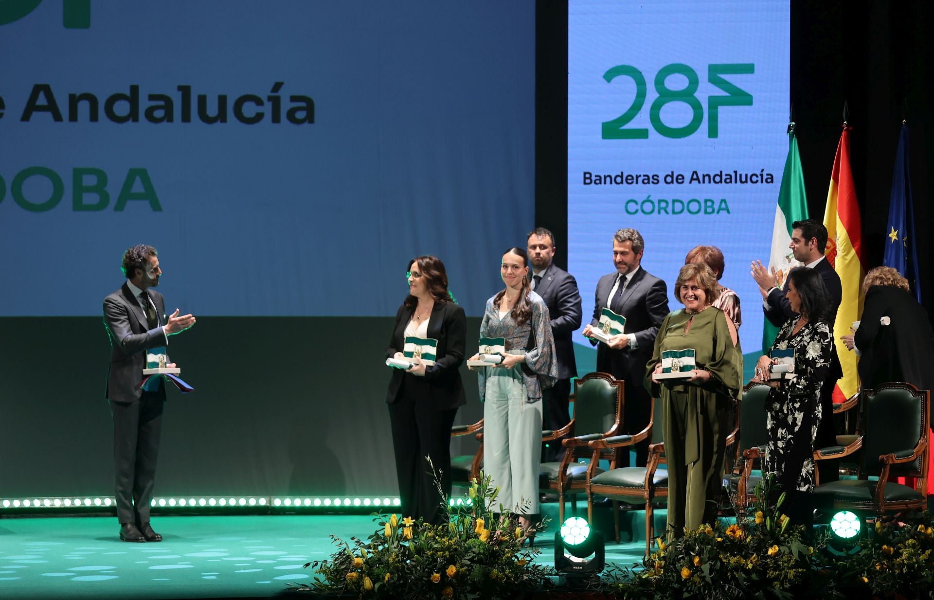 La entrega de las Banderas de Andalucía en Córdoba, en imágenes
