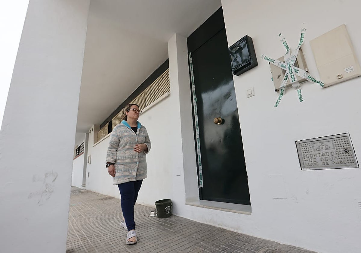 Un accidente por electrocución causa de la muerte de la pareja en su  vivienda en Montilla