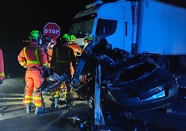 Mueren tres mujeres al estrellarse con su coche durante una persecución en Valencia