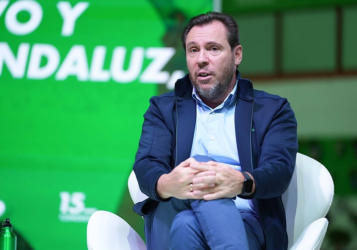 El ministro de Transportes y Movilidad Sostenible, Óscar Puente, interviene en un ágora del XV Congreso del PSOE-A en Armilla