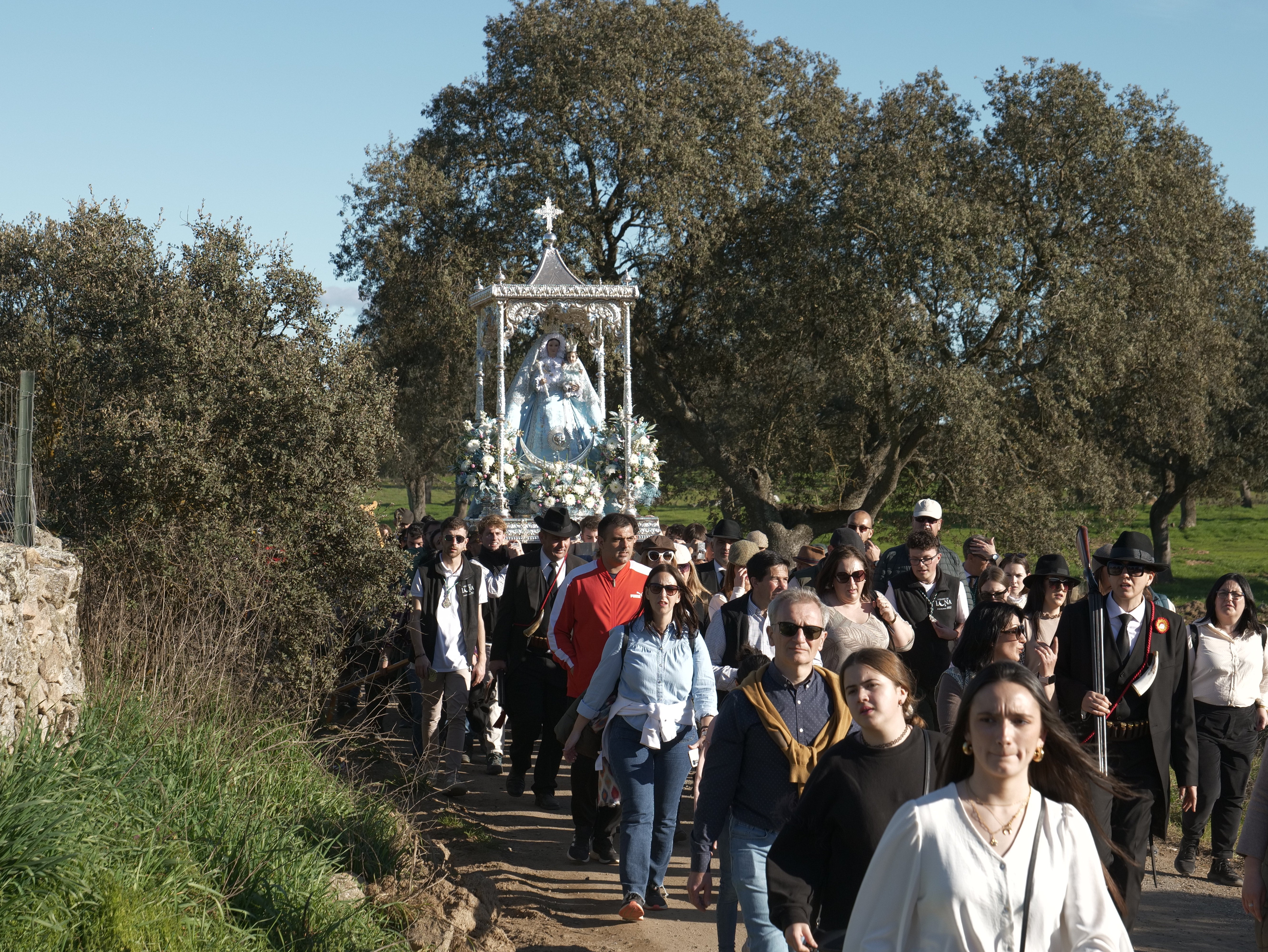 La multitudinaria procesión de la Virgen de Luna en Pozoblanco, en imágenes