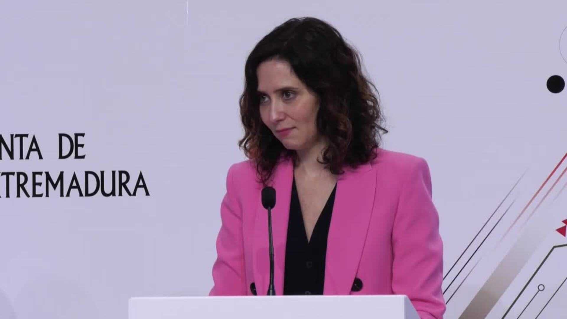 Ayuso afirma que su novio no ha declarado porque no se puede defender