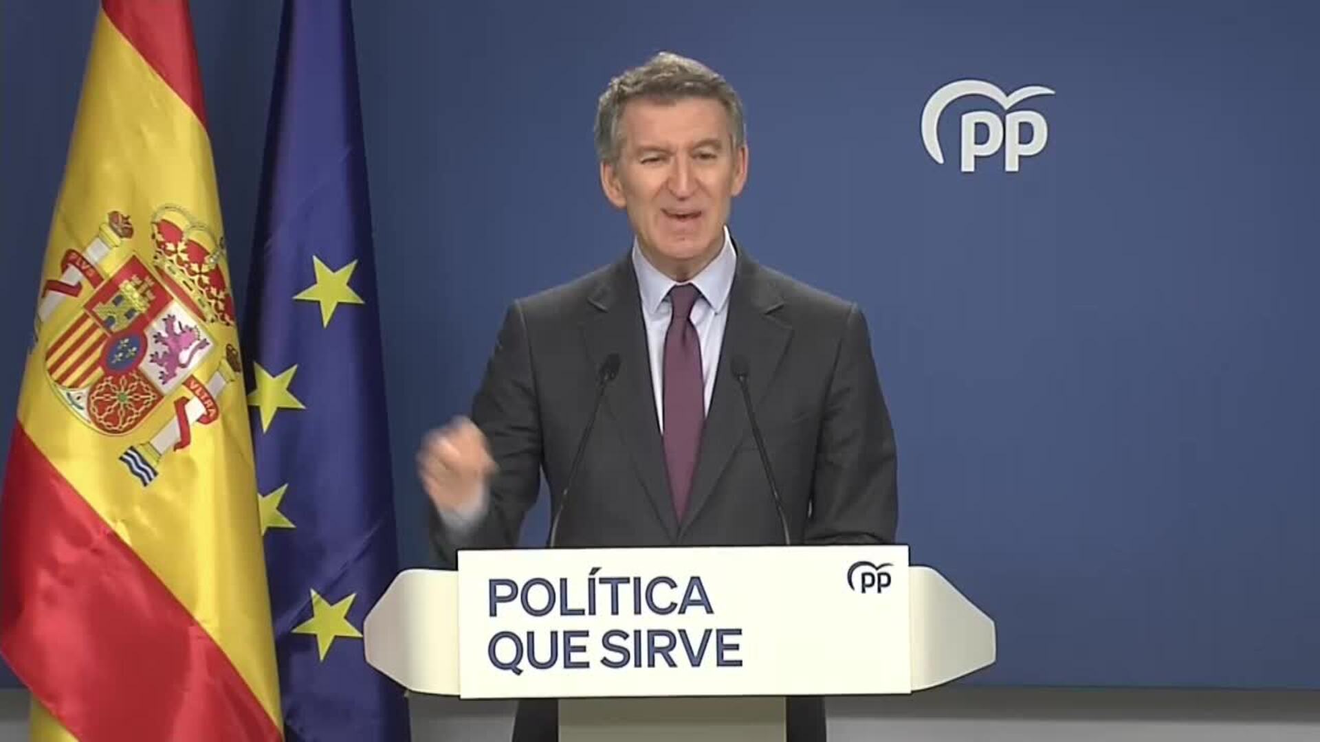 Feijóo culpa a Sánchez de impedir que se siga en España el ejemplo alemán de una gran coalición