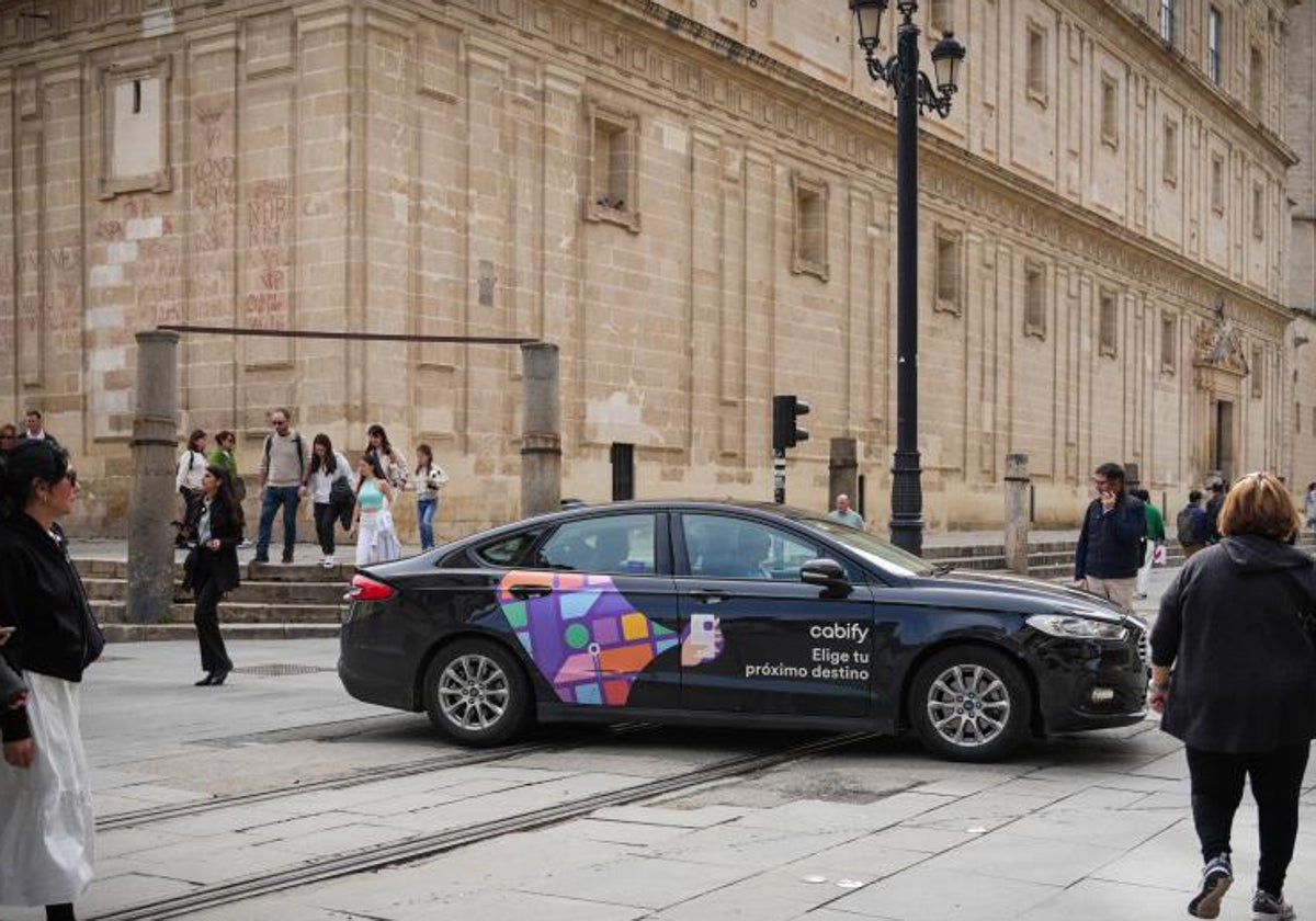 Un vehículo VTC en Sevilla