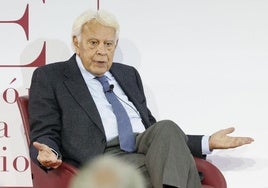 Felipe González, sobre la condonación de deuda: «No van a quitar nada, es mentira, la vamos a pagar de una manera u otra»