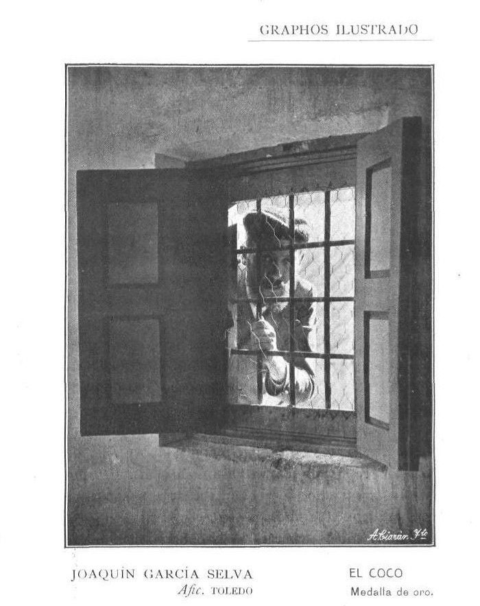 Fotografía titulada 'El Coco' que Fermín García Selva presentó, con el lema 'Toledo Artístico, al concurso convocado por la revista 'Graphos Ilustrado' en 1906. Recibió un Diploma con Medalla de oro. Fue publicada en el número 11, en noviembre de 1911