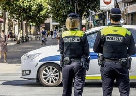Detenido en Vitoria por agredir a su pareja por la ropa con la que iba a salir a la calle